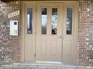 30225 Utica Rd #228-D, Roseville, MI 48066