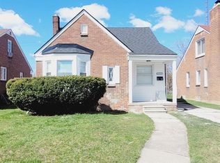 19713 Whitcomb St, Detroit, MI 48235