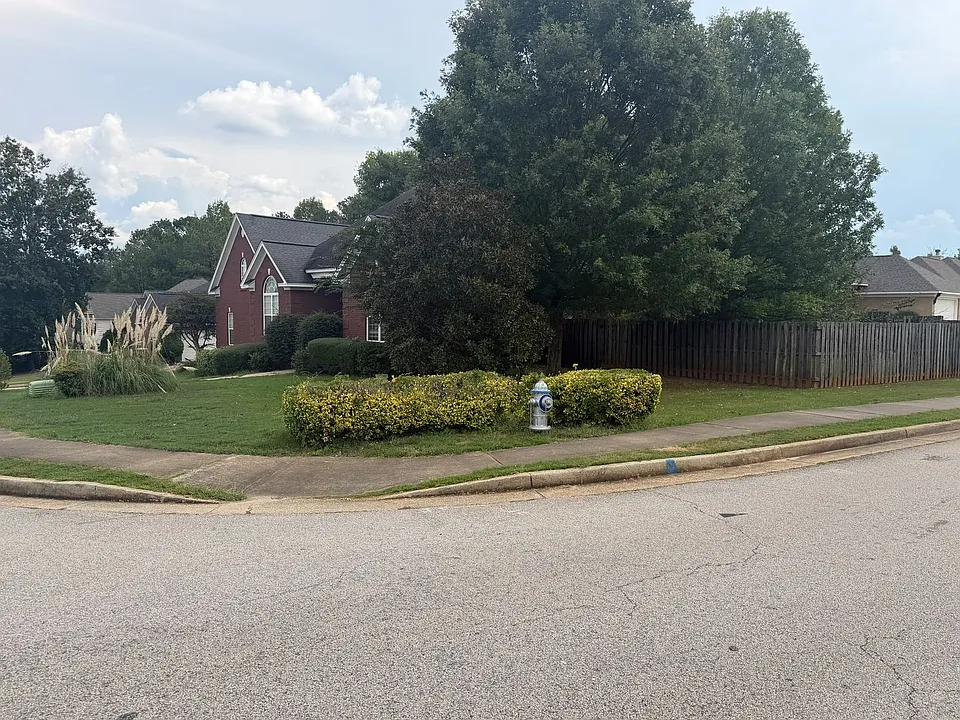 1841 Piedmont Dr
