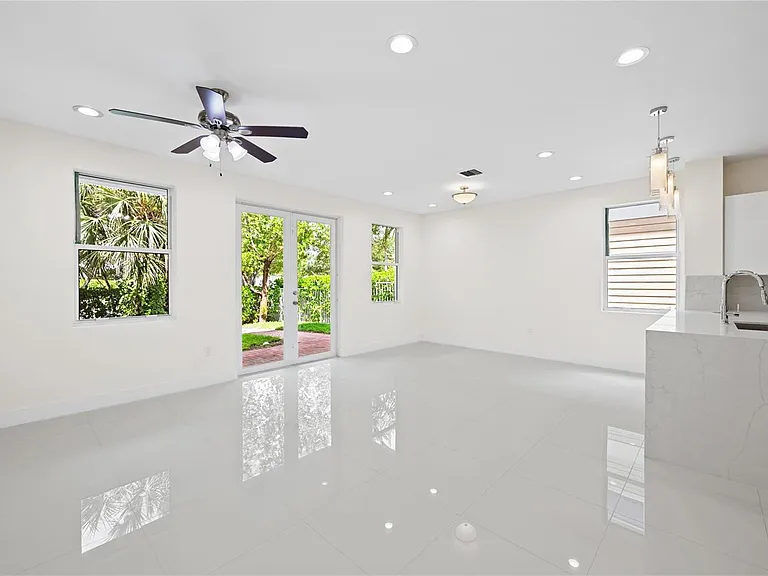 1430 SW 4th Ave #1430 — Photo 21