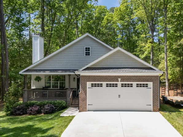 111 Nashua Dr, Louisburg, NC 27549