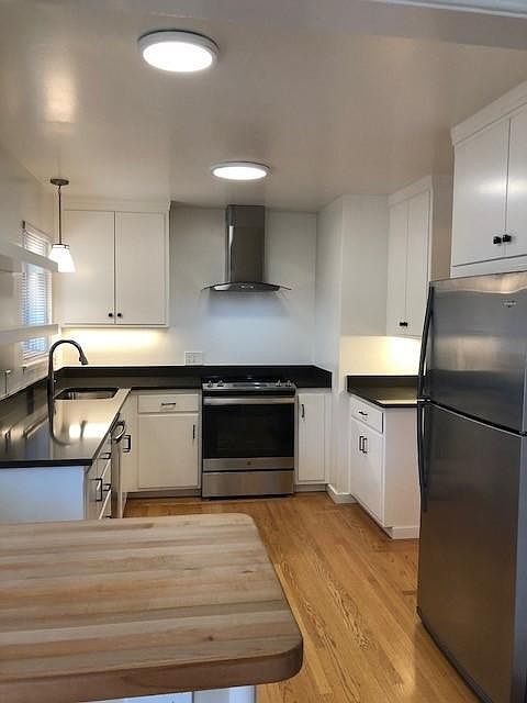 2nd image of 3712 Sundale Rd