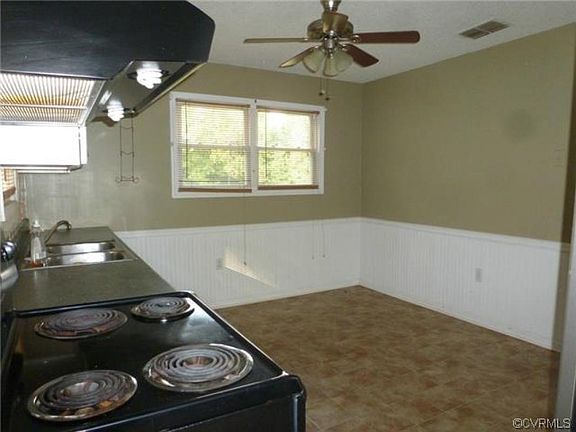 5th image of 40 Morris Dr
