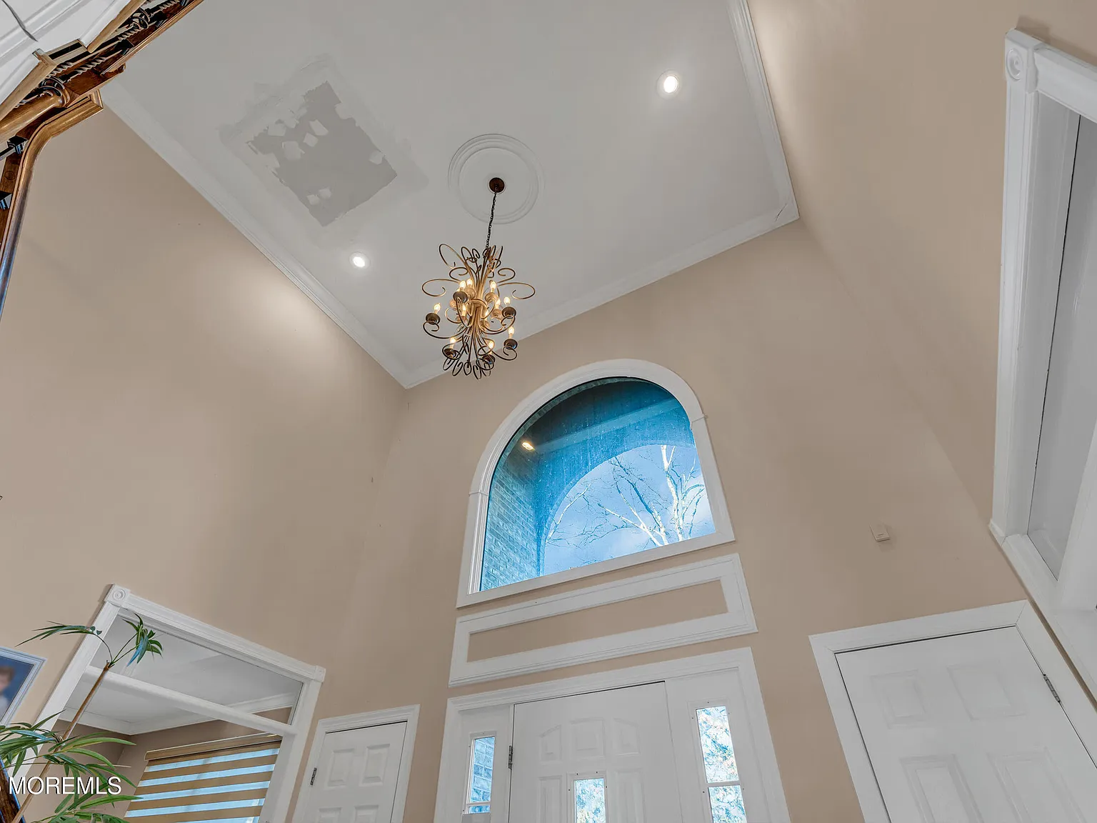 7 bed, 3824 sqft, $5,000 — Photo 3
