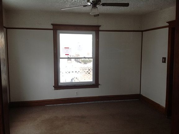 5th image of 2641 S 59th Ct