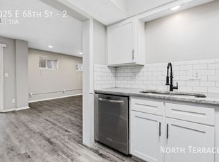 1025 E 68th St #2, Kansas City, MO 64131