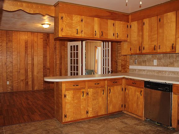 4th image of 4216 Thistle Dr