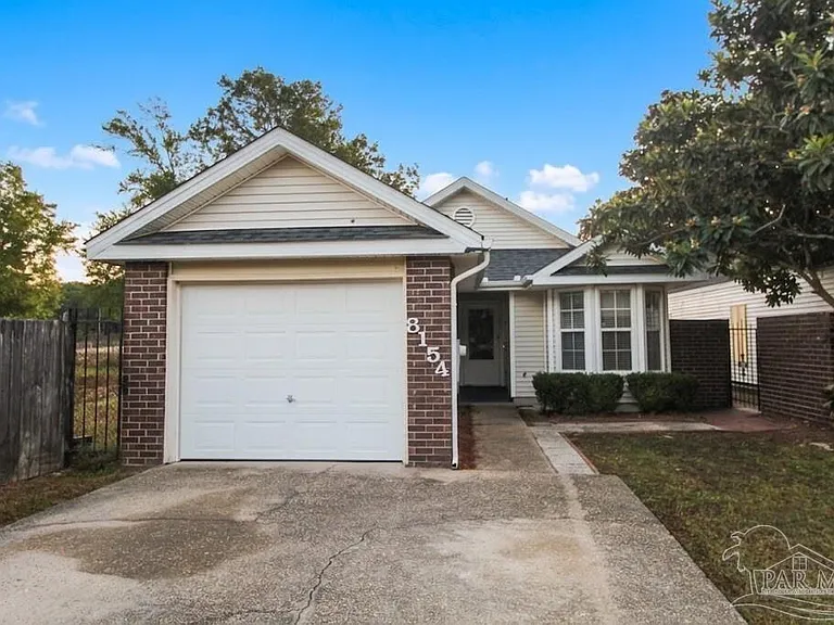 8154 Treetop Ln — Photo 1