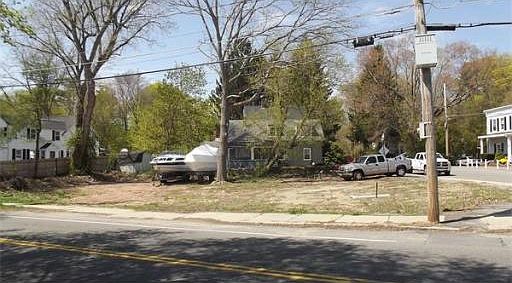 2nd image of 1 High St