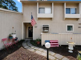 117 Quarterdeck Townes, New Bern, NC 28562