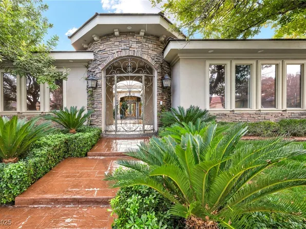 9317 Canyon Classic Dr, Las Vegas, NV 89144