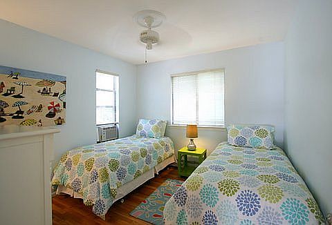 Twin Bedroom