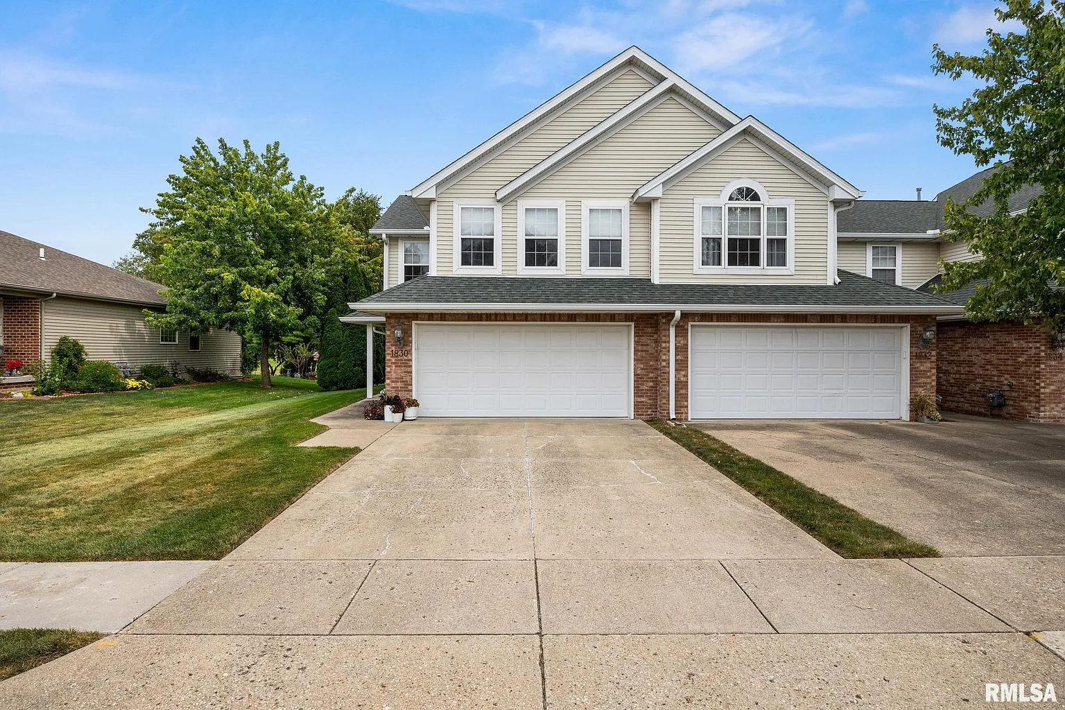 1830 Robin Ave photo 1