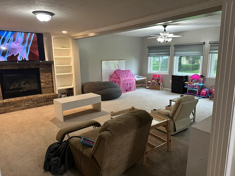 825 Lanyard Dr — Photo 4