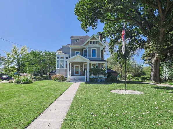 261 Parkway Ave, Cincinnati, OH 45216