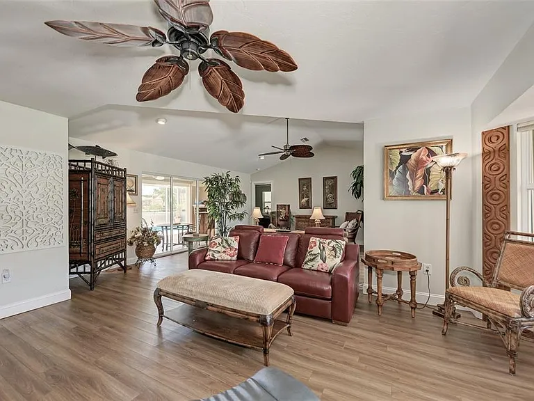 3126 Meadow Run Dr — Photo 12