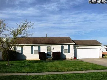 3443 Bellflower Dr photo 1