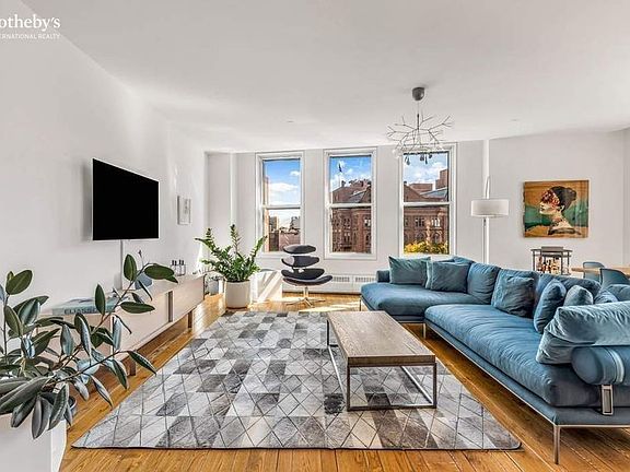 3rd image of 21 Astor Pl APT 5D