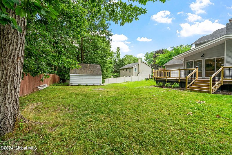 5th image of 67 Magnolia Circle
