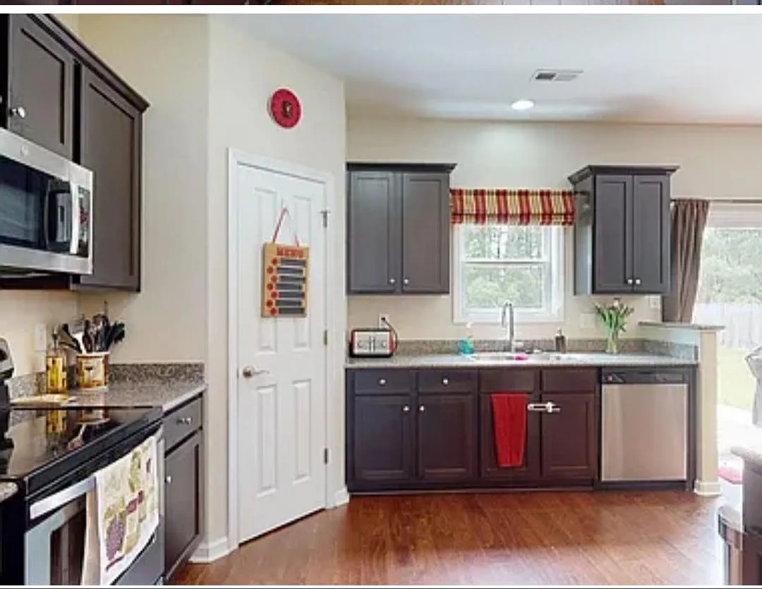 3275 Austin Ave — Photo 1