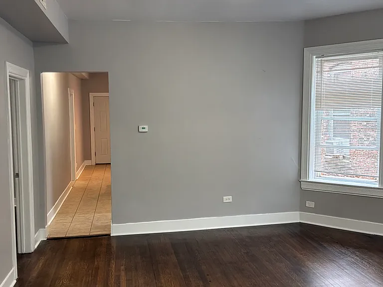 7225 S Champlain Ave — Photo 7