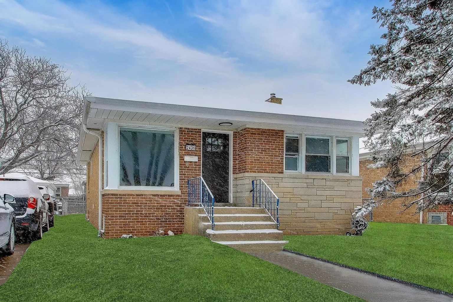2431 Ernst St photo 1