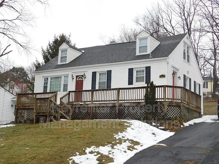 811 E Beverly St #B — Photo 31