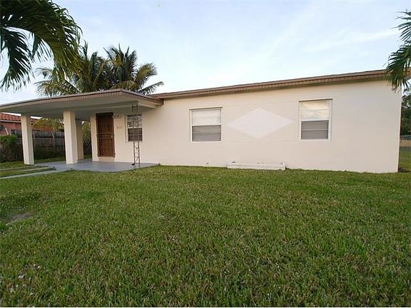 3rd image of 14261 Carver Dr