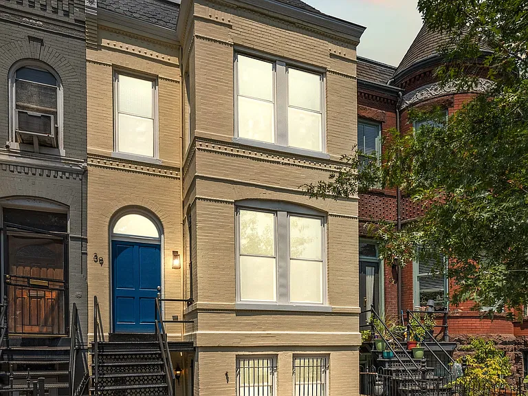 39 New York Ave NW #2 — Photo 2