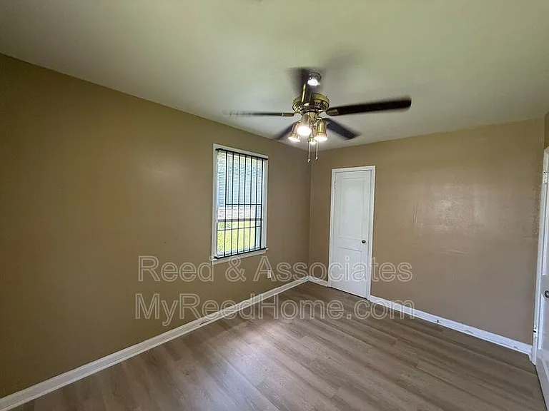 3209 Winslow Rd — Photo 8