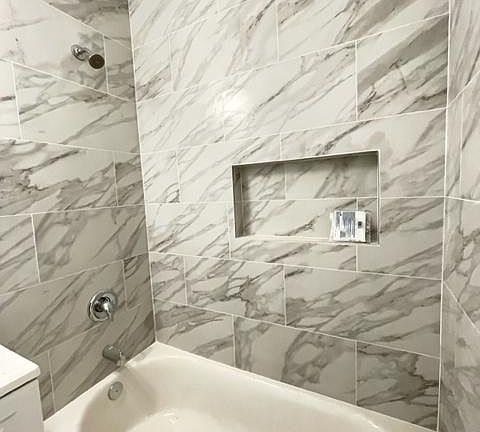 3rd image of 1007 E Ocean Blvd APT 27