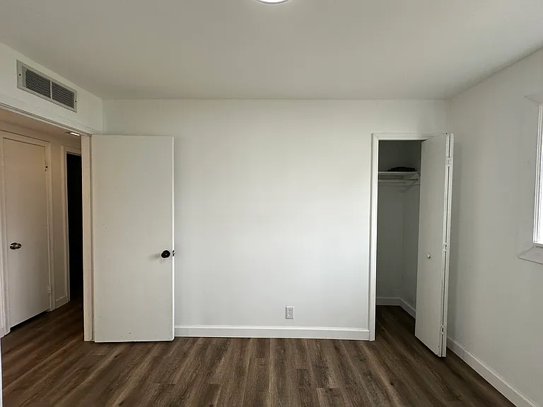 1615 E Greig Ave — Photo 17