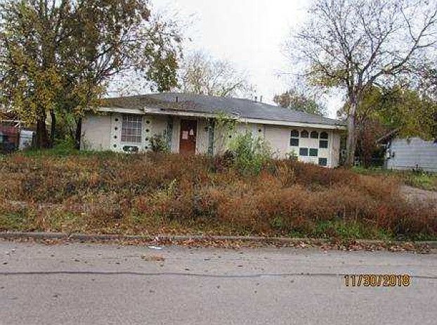 1st image of 6254 Apple Valley Dr