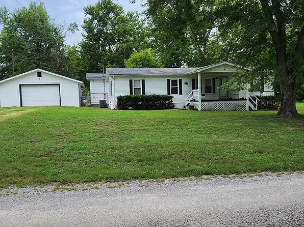 11889 Spowart Rd, West Frankfort, IL 62896