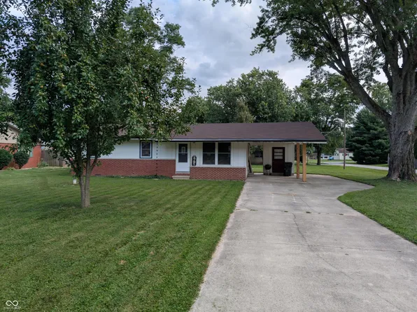 2791 Woodlawn Dr, Anderson, IN 46013