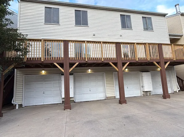 22262 River Walk Rd #22262, Rocky River, OH 44116