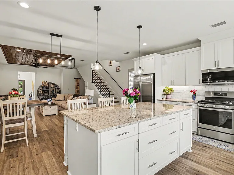 414 Grand Oaks Rd — Photo 24