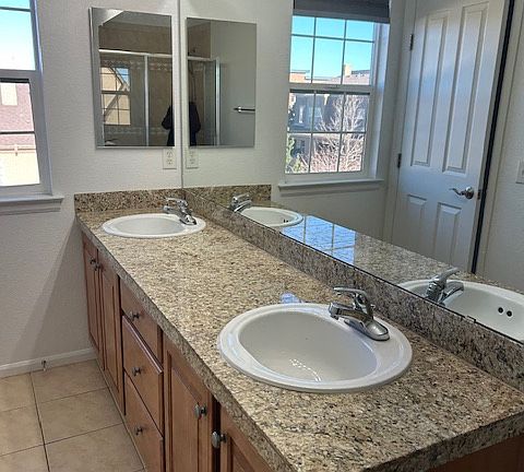 3rd image of 9442 Elmhurst Ln Unit B