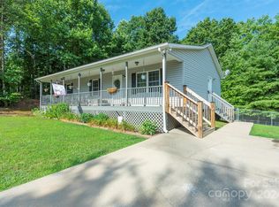 267 Harmony Dr, Nebo, NC 28761