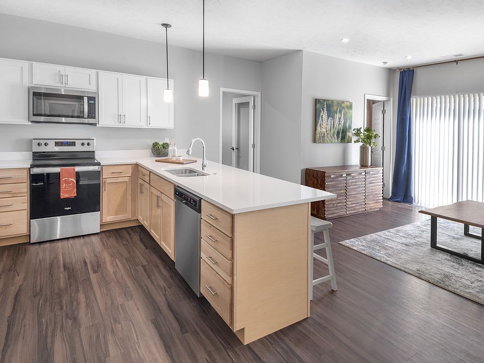 Kitchen 2 Bedroom Apartment