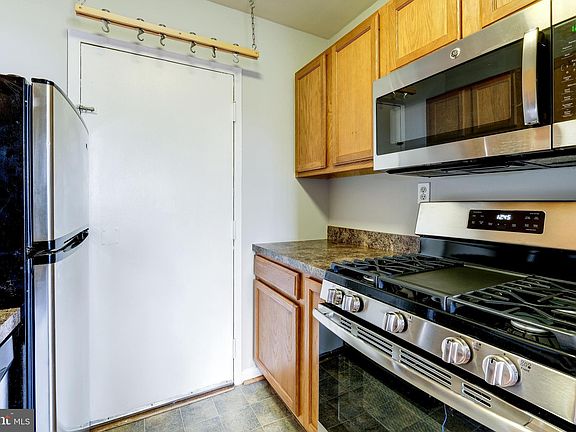 5th image of 4401 Lee Hwy APT 59