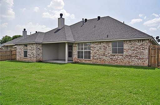 2nd image of 4205 Parkridge Dr
