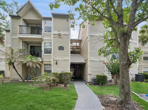 1948 Lake Atriums Cir APT 124, Orlando, FL 32839