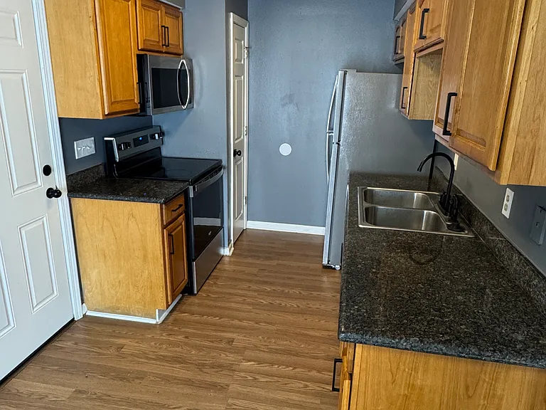 4019 Jupiter Dr — Photo 4