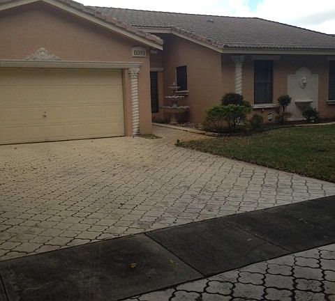 3rd image of 2260 Lake Miramar Way