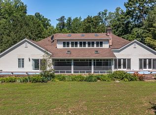 973 W Point Rd, Lancaster, VA 22503