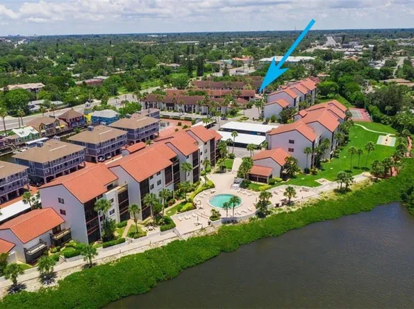 1642 Stickney Point Rd, Sarasota, FL