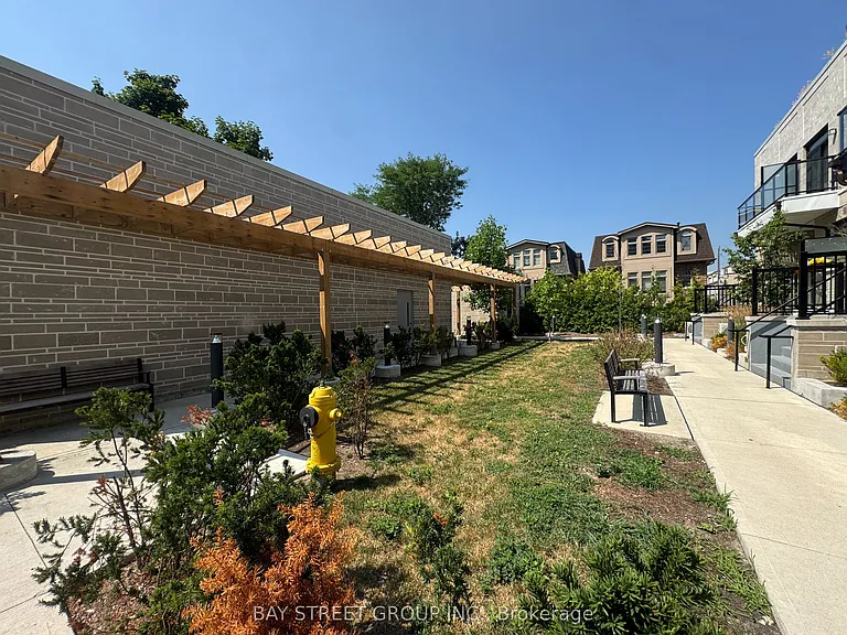 57 Finch Ave W #33 — Photo 21