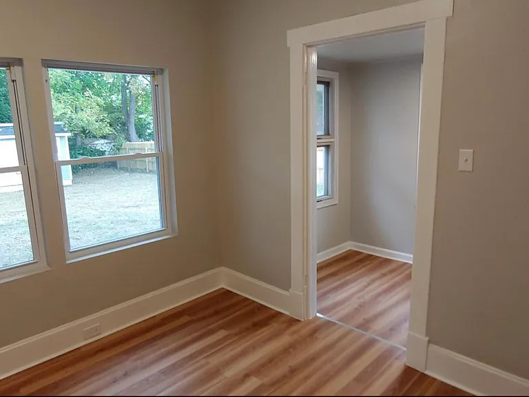 1323 Camden Ave — Photo 10