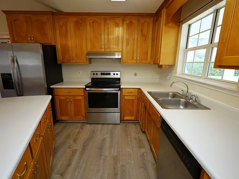 4200 Shadowwood Dr — Photo 5